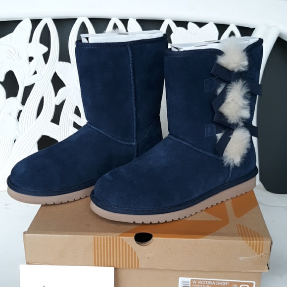 Koolaburra Victoria Short NIB - Picture 2 of 8